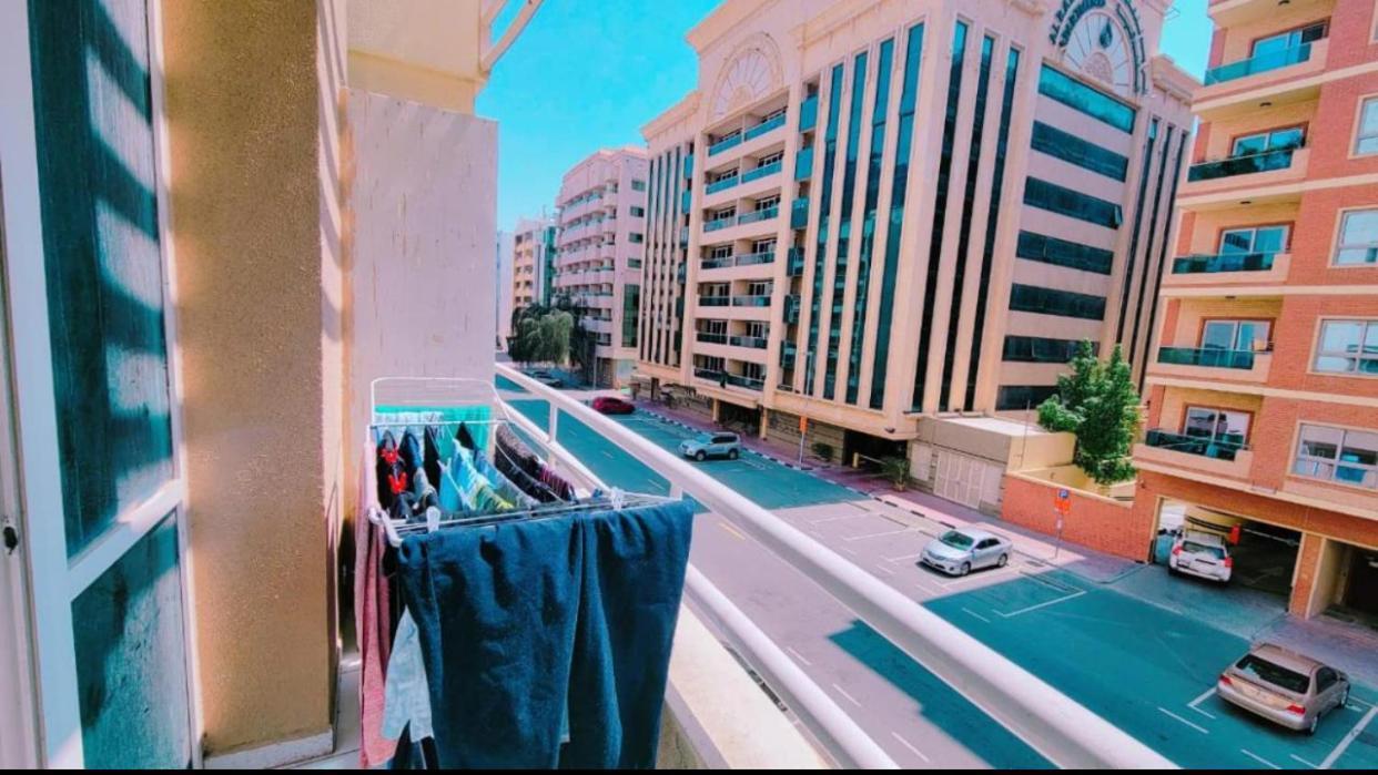 Dxb Hostel Near Adcb Metro Station Dubai Eksteriør bilde